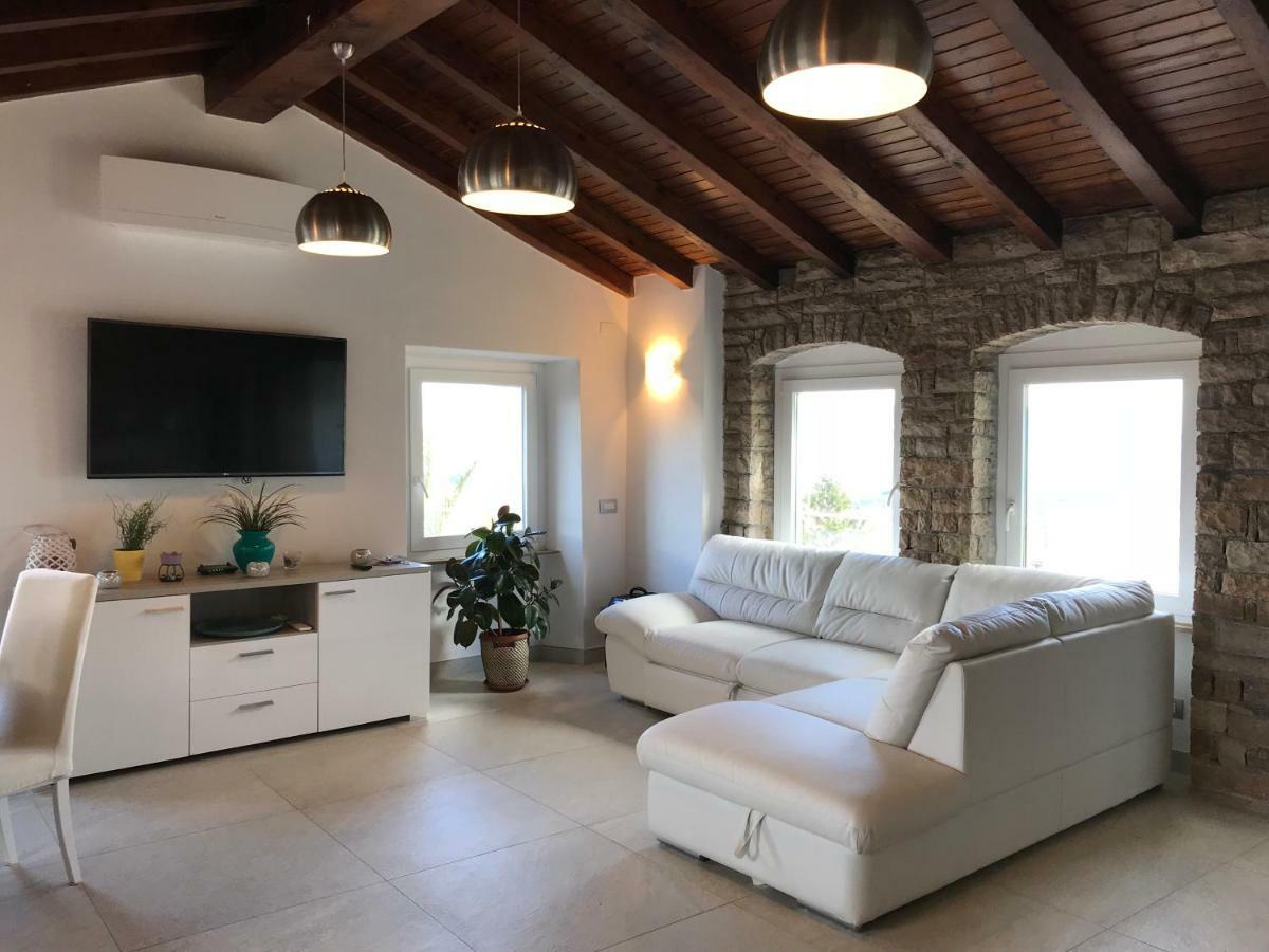 Casa Isabelle Apartment Специя Екстериор снимка