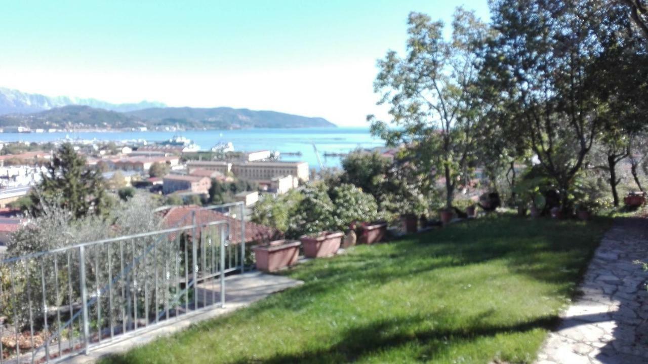 Casa Isabelle Apartment Специя Екстериор снимка