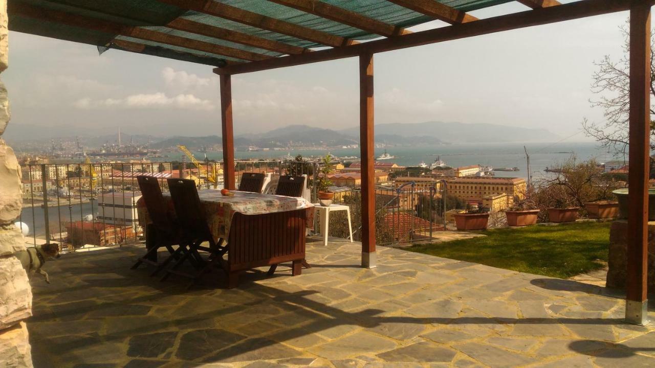 Casa Isabelle Apartment Специя Екстериор снимка
